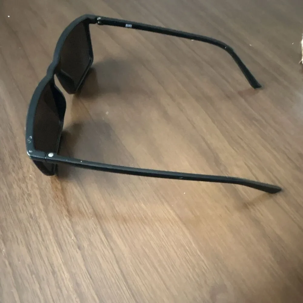 Revel  P1961 Rectangle Sunglasses Black Frame/Black Size 55-17-140 pre owned